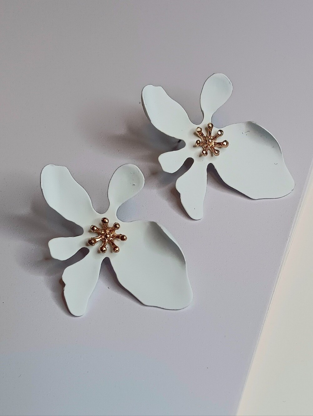 Floral Petal Statement Earrings in White with Gold Accent